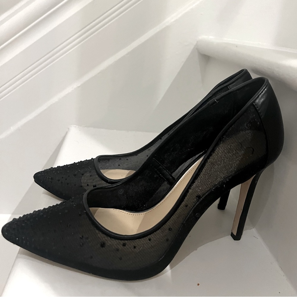 Jessica Simpson Size 9 Black Pumps